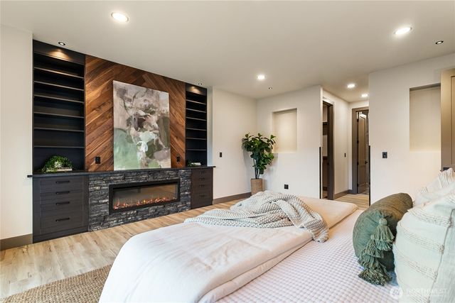 8227 Comox Road, Blaine, WA 98230