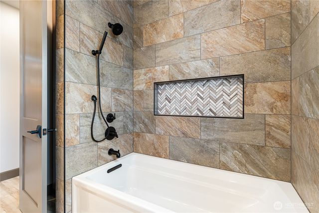 8227 Comox Road, Blaine, WA 98230