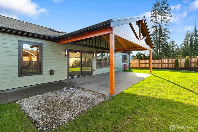 8227 Comox Road, Blaine, WA 98230