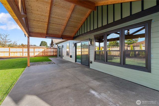 8227 Comox Road, Blaine, WA 98230