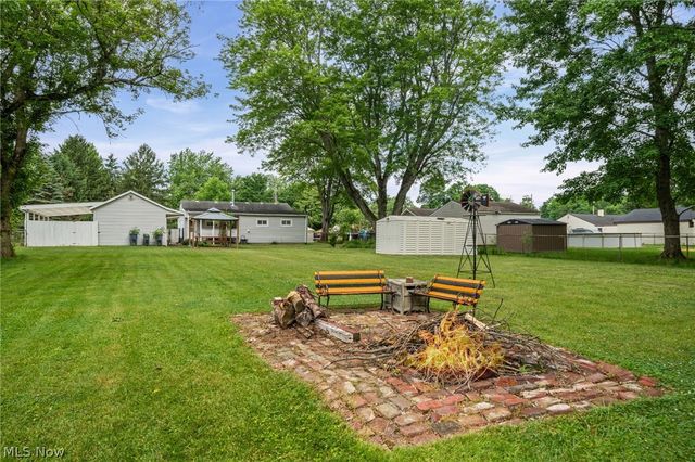 1973 Pinewood Drive, Brunswick, OH 44212