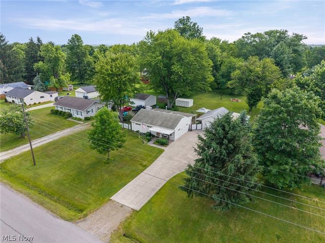 1973 Pinewood Drive, Brunswick, OH 44212
