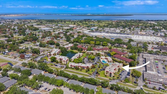 2050 Oleander Boulevard 1-106, Fort Pierce, FL 34950