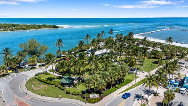 2050 Oleander Boulevard 1-106, Fort Pierce, FL 34950