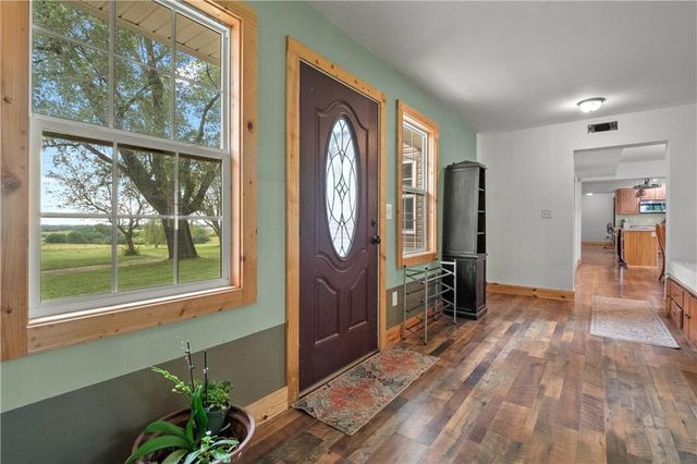 119 NE 1050 Road, Warrensburg, MO 64093