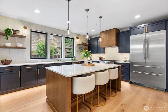 1504 3rd Street, Kirkland, WA 98033