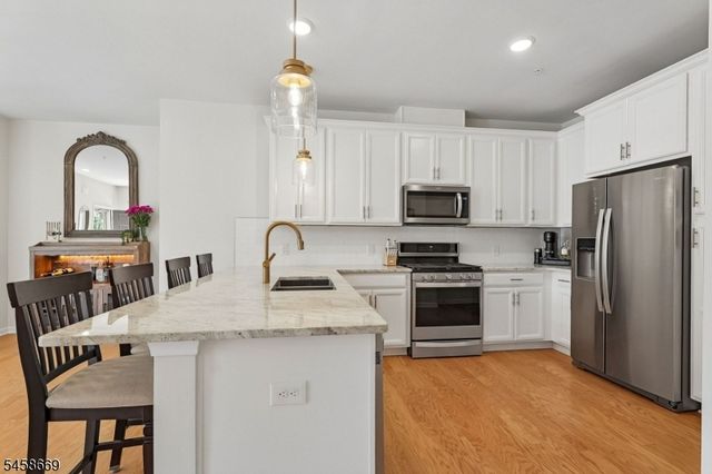 1002 Station Rd, Somerville Boro, NJ 08876