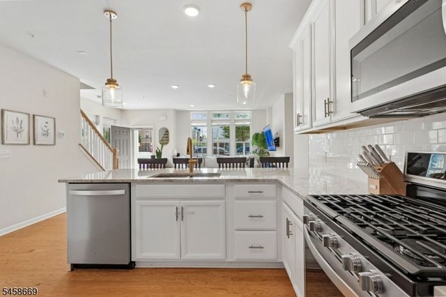 1002 Station Rd, Somerville Boro, NJ 08876