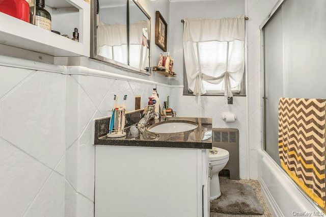 62 Ash Street, Valley Stream, NY 11580