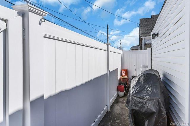 62 Ash Street, Valley Stream, NY 11580