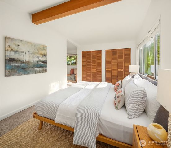 12210 NE 64th Street, Kirkland, WA 98033