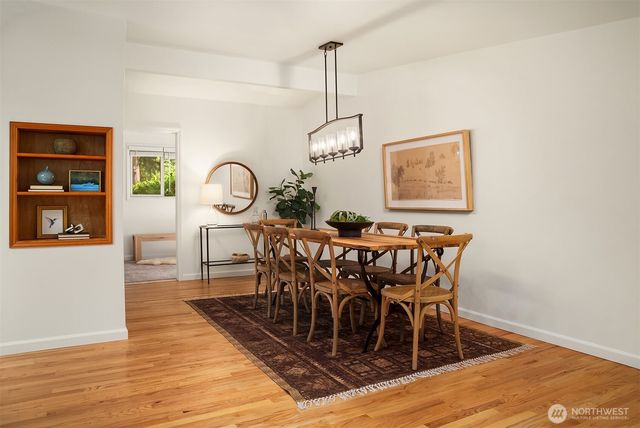 12210 NE 64th Street, Kirkland, WA 98033