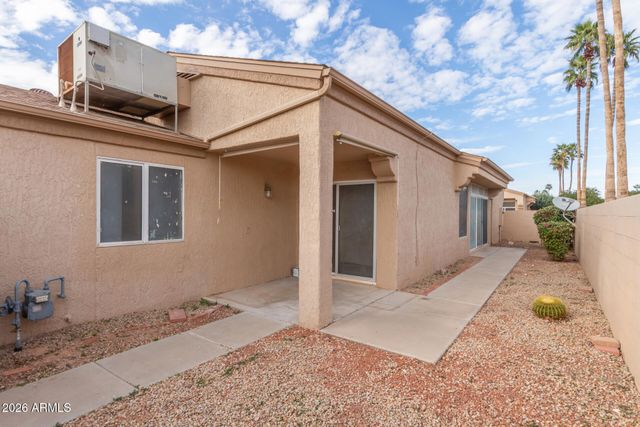 18202 N 136TH Avenue, Sun City West, AZ 85375