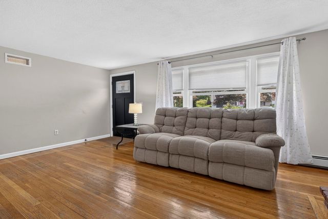 25 Bedard Avenue, Derry, NH 03038