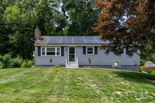 25 Bedard Avenue, Derry, NH 03038