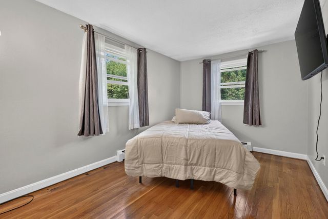 25 Bedard Avenue, Derry, NH 03038
