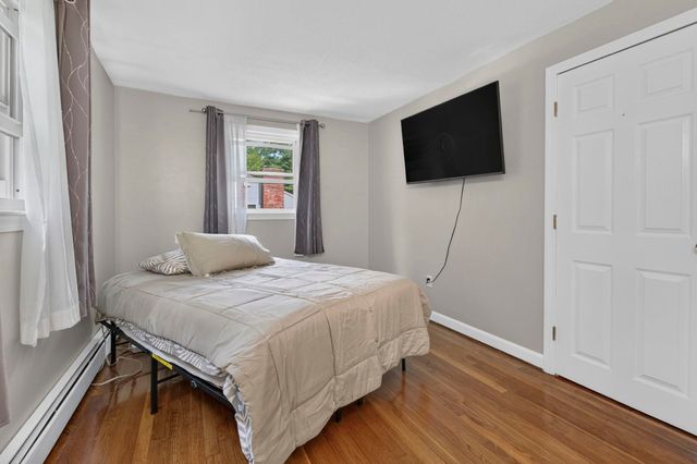 25 Bedard Avenue, Derry, NH 03038