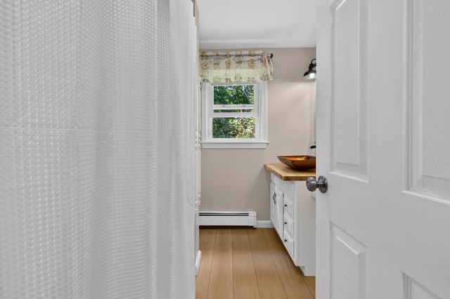 25 Bedard Avenue, Derry, NH 03038