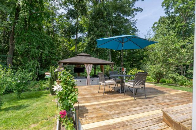 25 Bedard Avenue, Derry, NH 03038