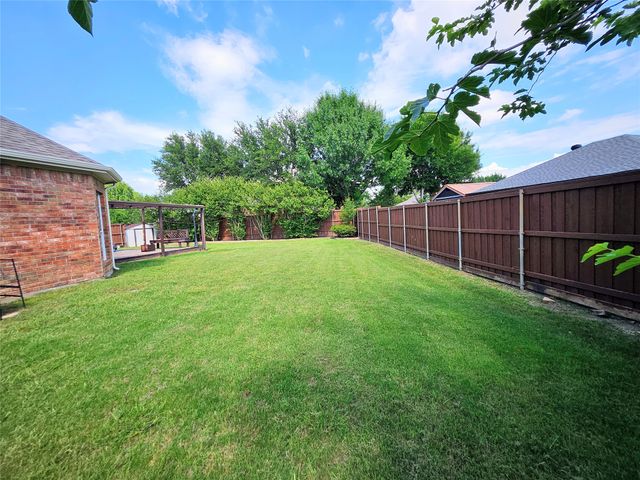 324 Ambrose Drive, Murphy, TX 75094