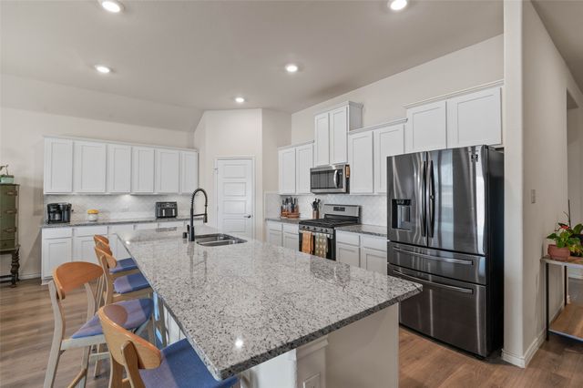 3816 Waldorf Drive, Denton, TX 76208