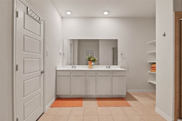 3816 Waldorf Drive, Denton, TX 76208