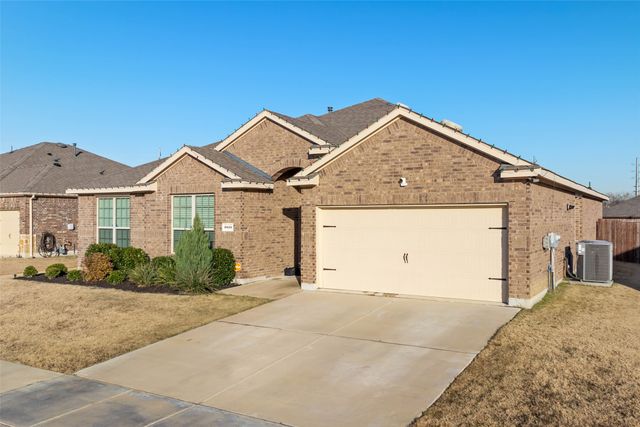 3816 Waldorf Drive, Denton, TX 76208