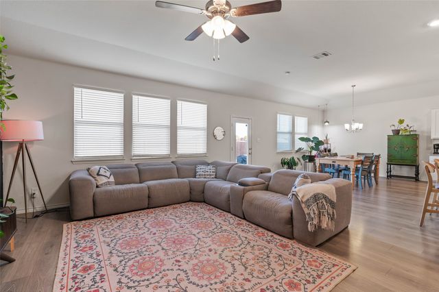 3816 Waldorf Drive, Denton, TX 76208