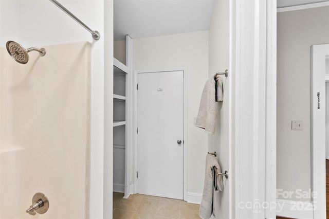 634 Carolina Avenue, Gastonia, NC 28052