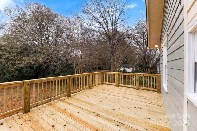 634 Carolina Avenue, Gastonia, NC 28052