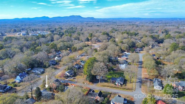 634 Carolina Avenue, Gastonia, NC 28052