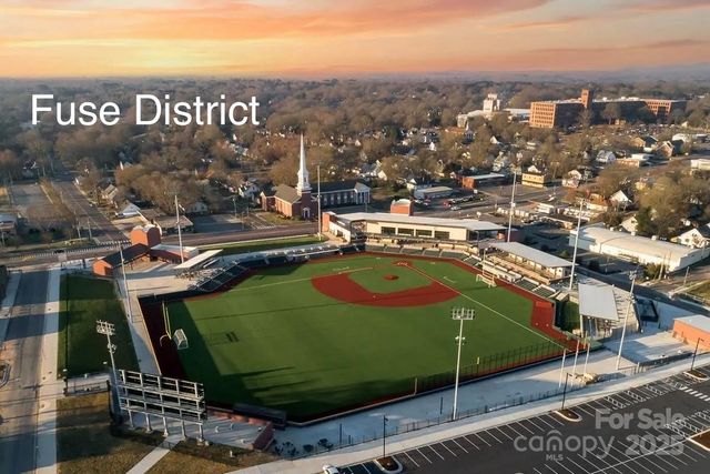 634 Carolina Avenue, Gastonia, NC 28052