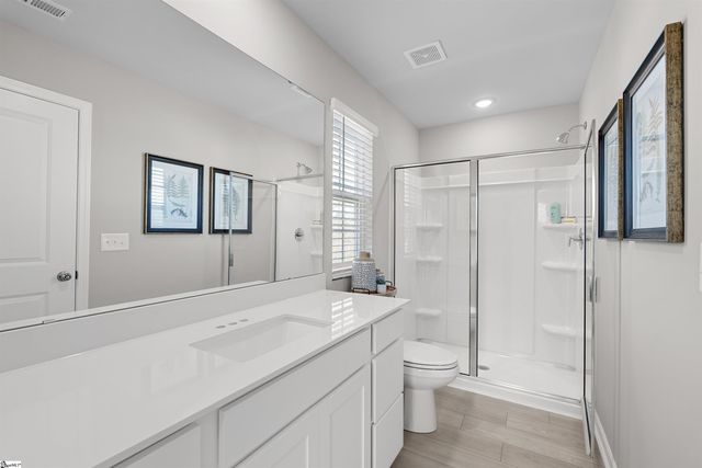 711 Mckissick Drive, Reidville, SC 29375