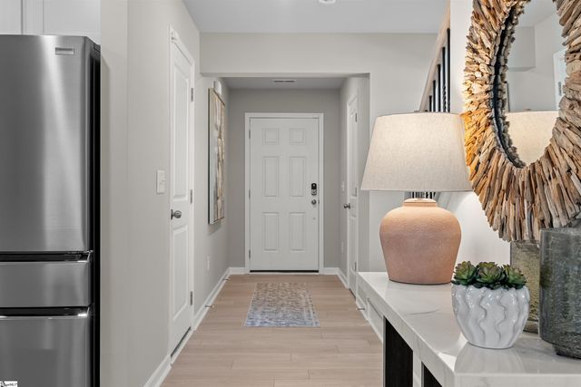 711 Mckissick Drive, Reidville, SC 29375