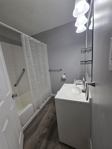 14463 Leonard Avenue, Warren, MI 48089