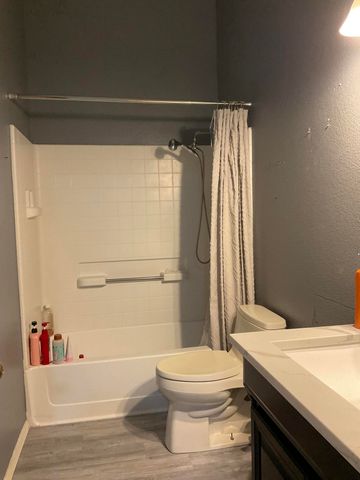 423 Sharp Spur Street SW, Albuquerque, NM 87121