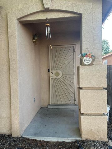 423 Sharp Spur Street SW, Albuquerque, NM 87121