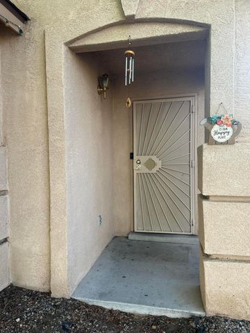 423 Sharp Spur Street SW, Albuquerque, NM 87121