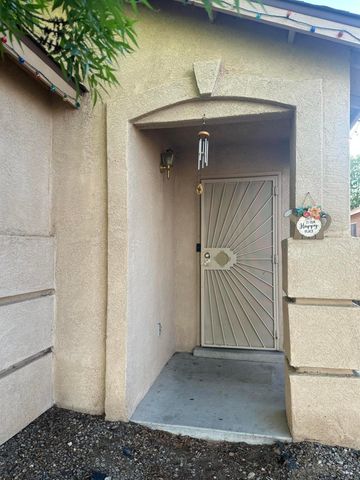 423 Sharp Spur Street SW, Albuquerque, NM 87121