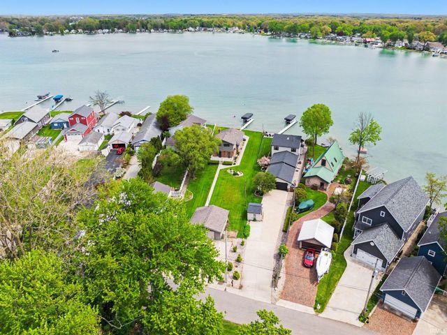 51236 North Shore Drive, Elkhart, IN 46514