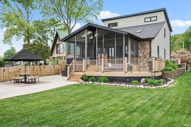 51236 North Shore Drive, Elkhart, IN 46514