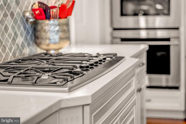 6190 ADELINE CT, Mclean, VA 22101