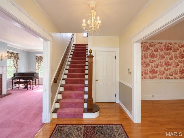 9 Glenview Drive, Belleview, IL 62223