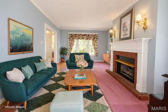 9 Glenview Drive, Belleview, IL 62223