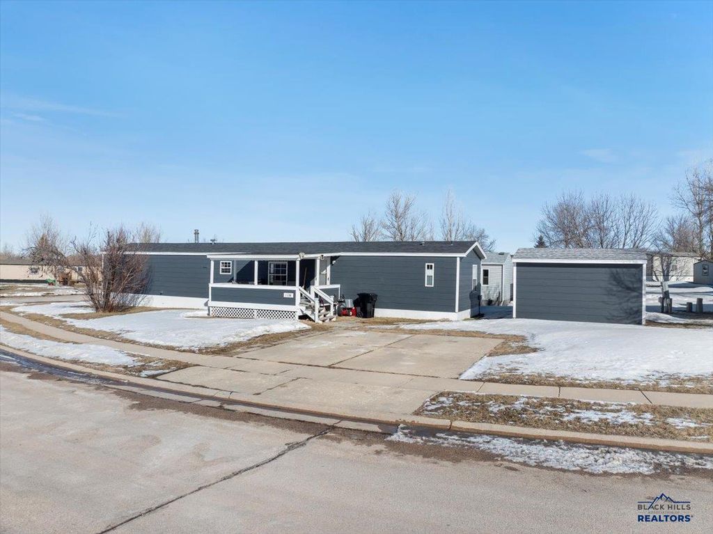 1138 CROW PEAK LN, Spearfish, SD 57783