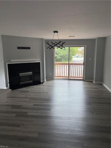 1563 N King ST, Hampton, VA 23669