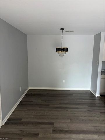 1563 N King ST, Hampton, VA 23669