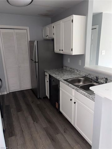 1563 N King ST, Hampton, VA 23669