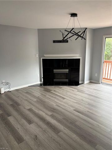 1563 N King ST, Hampton, VA 23669