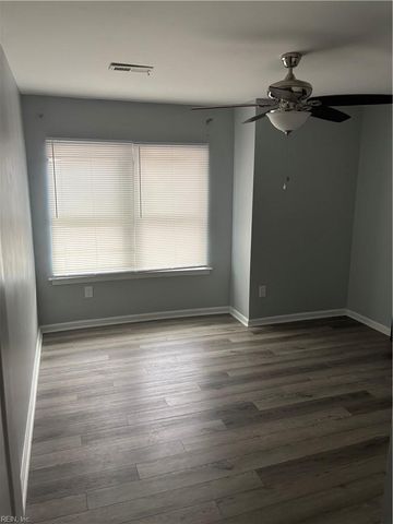 1563 N King ST, Hampton, VA 23669